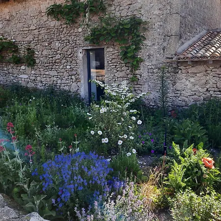 La Boutardiere Semesterbostad